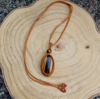 Anou – Collier unisexe en œil de tigre | Protection, force & élégance naturelle