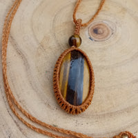Anou – Collier unisexe en œil de tigre | Protection, force & élégance naturelle